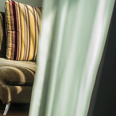 Winner Sriracha Serviced Apartment Si Racha Exterior photo