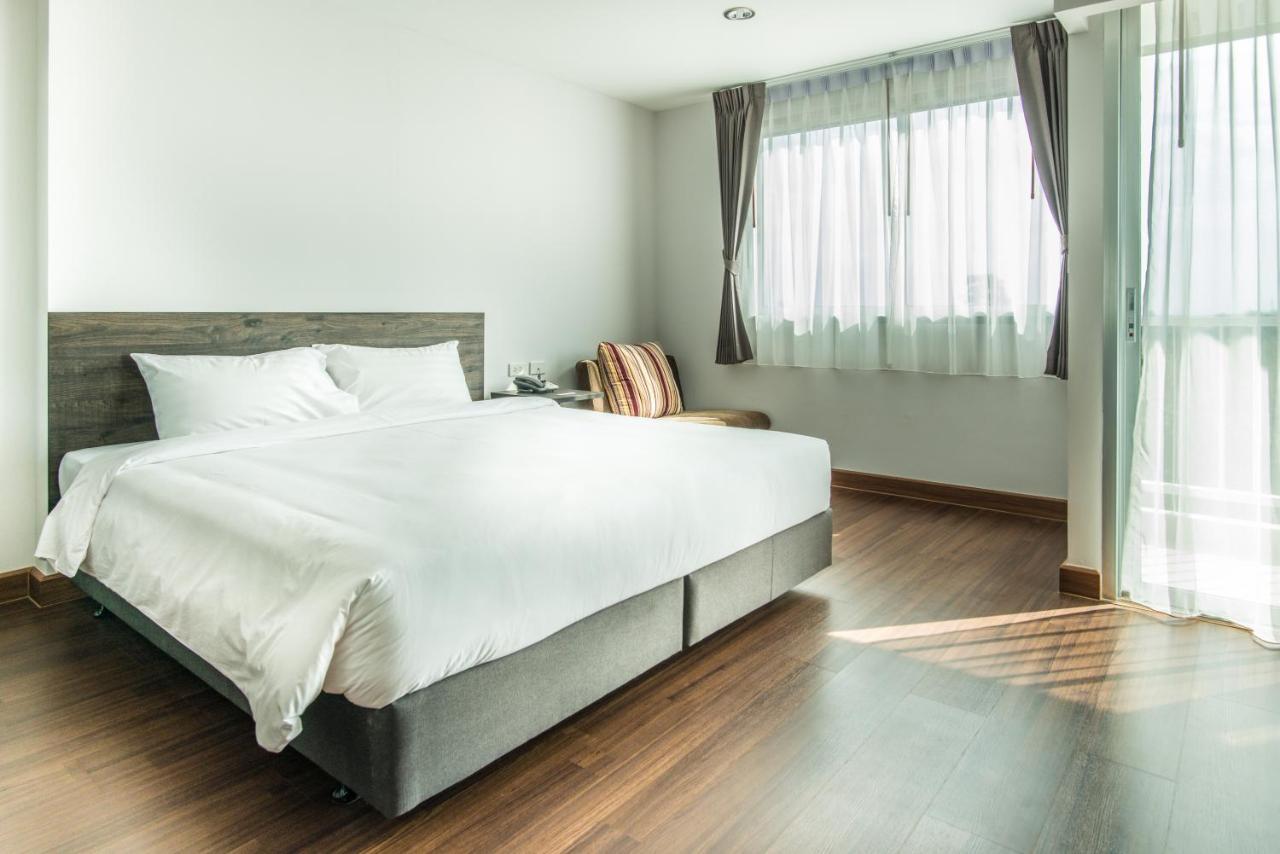 Winner Sriracha Serviced Apartment Si Racha Exterior photo