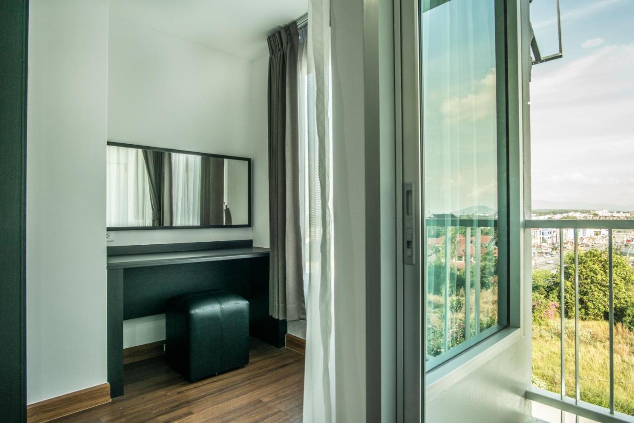Winner Sriracha Serviced Apartment Si Racha Exterior photo
